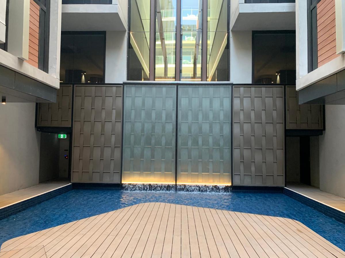קנברה Midnight Luxe 1Br 1Bath Apartment 104 In The Heart Of Braddon Pool Sauna Secure Parking Wine Wifi מראה חיצוני תמונה