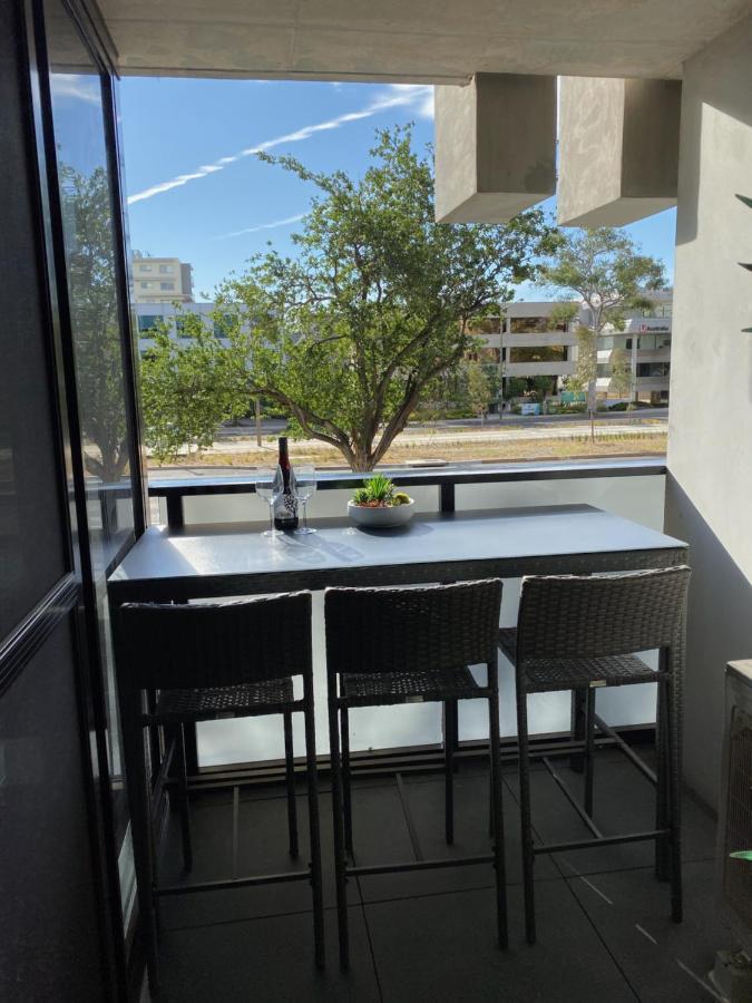 קנברה Midnight Luxe 1Br 1Bath Apartment 104 In The Heart Of Braddon Pool Sauna Secure Parking Wine Wifi מראה חיצוני תמונה